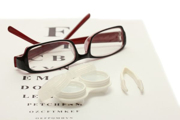 Szemüveg vagy kontaktlencse? – Van harmadik út!